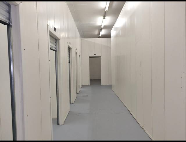77.70M² STORAGE UNIT TO LET IN RIVERSIDE PARK